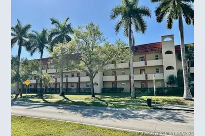 7960 Sunrise Lakes Drive N #205, Sunrise, FL 33322 - Photo 2