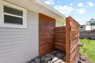 698 Fischer Dr, Sebastian, FL 32958 - Photo 18
