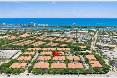 114 Lighthouse Circle #Unit C, Tequesta, FL 33469 - Photo 4