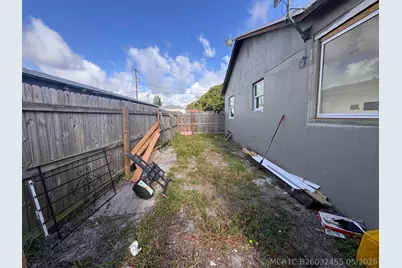 2513 Avenue E, Riviera Beach, FL 33404 - Photo 12