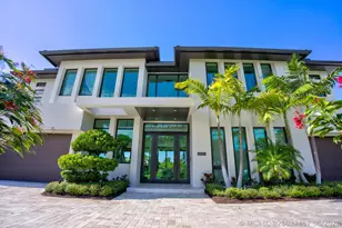 2801 NE 36th St, Lighthouse Point, FL 33064 - Photo 2