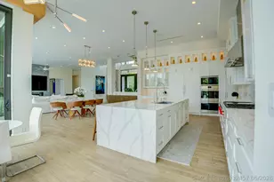 2801 NE 36th St, Lighthouse Point, FL 33064 - Photo 8