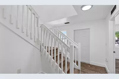 2902 NW 44th Street, Miami, FL 33142 - Photo 6
