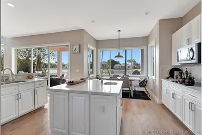 11615 Paradise Cove Lane, Wellington, FL 33449 - Photo 16