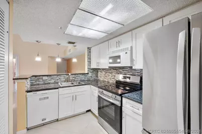 5011 Wiles Road #Unit 303, Coconut Creek, FL 33073 - Photo 2