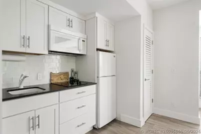 11818 Pebblewood Drive #D201, Wellington, FL 33414 - Photo 6