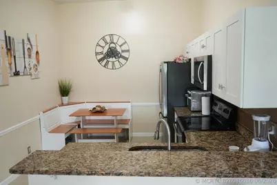 201 Maplewood Drive #201, Greenacres, FL 33415 - Photo 10