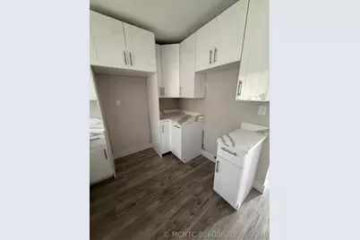1437 NW 10th Place, Fort Lauderdale, FL 33311 - Photo 8