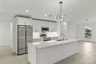 5315 NW Nail Ct, Port Saint Lucie, FL 34986 - Photo 10