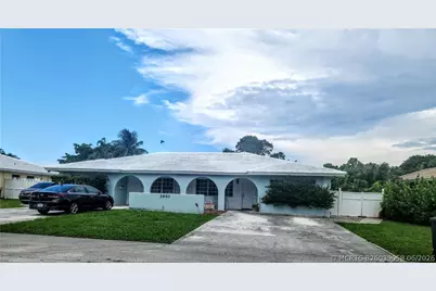 2940 NE 19th Terrace #South Side, Lighthouse Point, FL 33064 - Photo 12