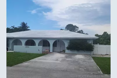 2940 NE 19th Terrace #South Side, Lighthouse Point, FL 33064 - Photo 1
