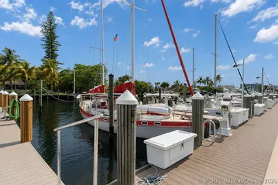 2731 NE 14th St Causeway #115, Pompano Beach, FL 33062 - Photo 24