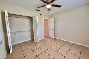 423 Glenwood Dr, West Palm Beach, FL 33415 - Photo 10