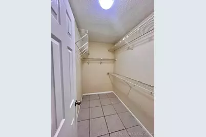 423 Glenwood Drive, West Palm Beach, FL 33415 - Photo 18