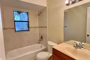 423 Glenwood Dr, West Palm Beach, FL 33415 - Photo 12