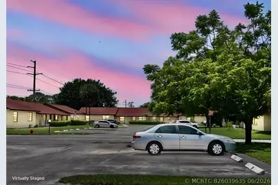 423 Glenwood Drive, West Palm Beach, FL 33415 - Photo 22