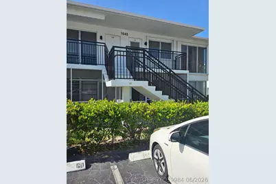 1045 SE 15th Street #13c, Fort Lauderdale, FL 33316 - Photo 1