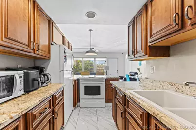 1045 SE 15th Street #13d, Fort Lauderdale, FL 33316 - Photo 10