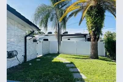 2531 Gulfstream Lane, Fort Lauderdale, FL 33312 - Photo 12