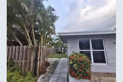 1624 NE 25th Street #1624, Wilton Manors, FL 33305 - Photo 2