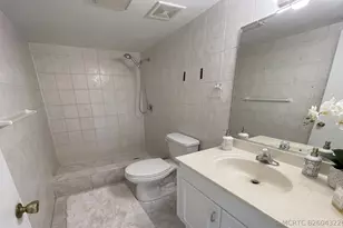 6005 Del Lago Cir, Sunrise, FL 33313 - Photo 14