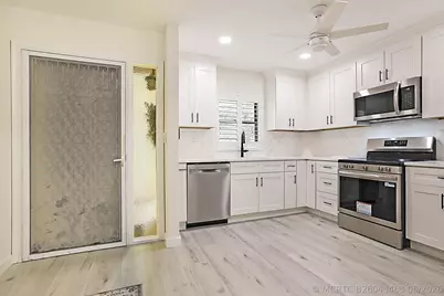 300 Intracoastal Place #203, Jupiter, FL 33469 - Photo 10