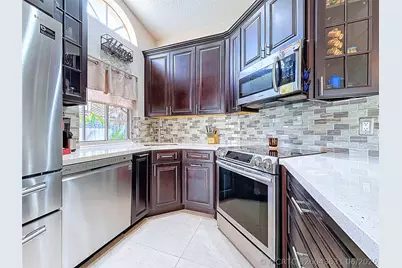 1420 Seagrape Circle, Weston, FL 33326 - Photo 6