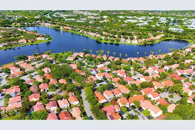1420 Seagrape Circle, Weston, FL 33326 - Photo 22