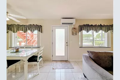 1050 SW 11th Street #L2, Hallandale Beach, FL 33009 - Photo 4