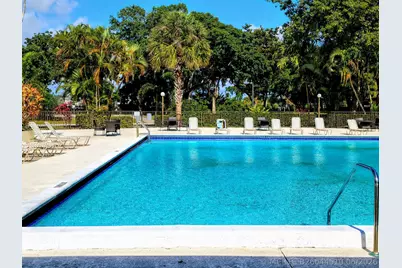 111 Lake Emerald Drive #406, Oakland Park, FL 33309 - Photo 30