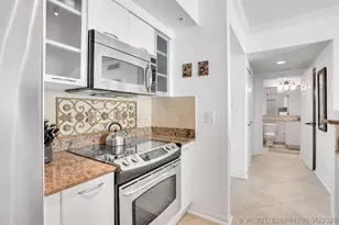 625 Casa Loma Blvd, Boynton Beach, FL 33435 - Photo 6