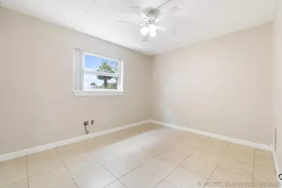 510 Prosperity Farms Rd. Road #4b, North Palm Beach, FL 33408 - Photo 20
