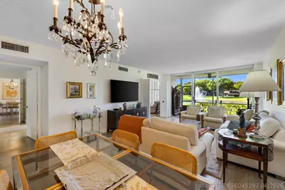 3621 Oaks Clubhouse Dr. Drive #104, Pompano Beach, FL 33069 - Photo 10