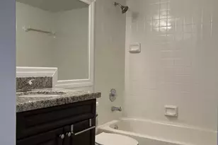 18106 Glenmoor Dr, West Palm Beach, FL 33409 - Photo 10