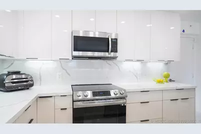 3300 NE 36th Street #822, Fort Lauderdale, FL 33308 - Photo 10