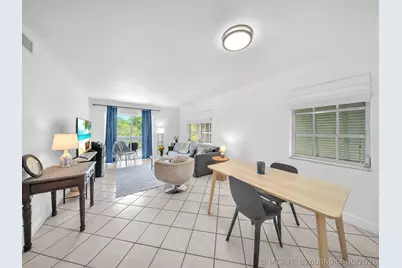 1150 Madruga Avenue #C302, Miami, FL 33146 - Photo 4