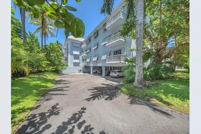 1150 Madruga Avenue #C302, Miami, FL 33146 - Photo 2
