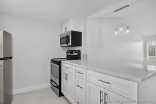 6323 La Costa Dr, Boca Raton, FL 33433 - Photo 6