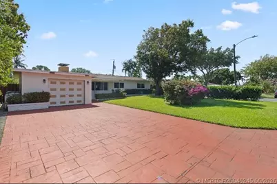 570 SE 2nd Avenue, Pompano Beach, FL 33060 - Photo 4