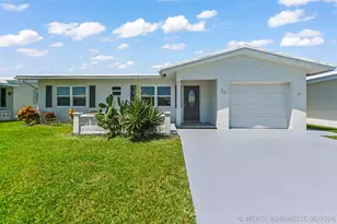 717 SW 16th St, Boynton Beach, FL 33426 - Photo 1