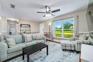 542 Saunders St, Sebastian, FL 32958 - Photo 4