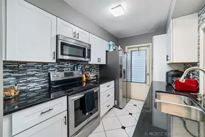 542 Saunders Street, Sebastian, FL 32958 - Photo 6