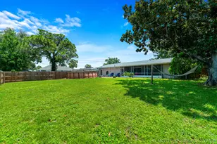 542 Saunders St, Sebastian, FL 32958 - Photo 24