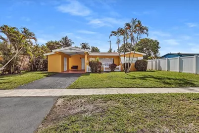 3560 NW 34th Way, Lauderdale Lakes, FL 33309 - Photo 2