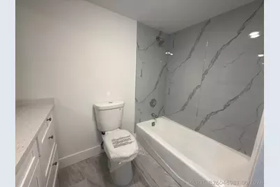 625 Oaks Drive #305, Pompano Beach, FL 33069 - Photo 10