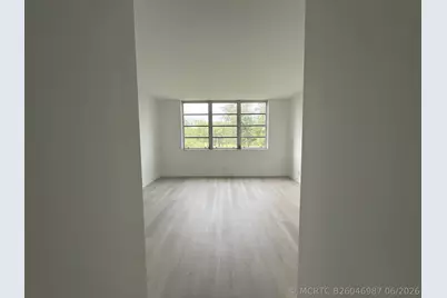 625 Oaks Drive #305, Pompano Beach, FL 33069 - Photo 16