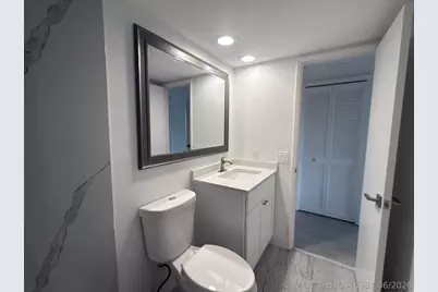 625 Oaks Drive #305, Pompano Beach, FL 33069 - Photo 12