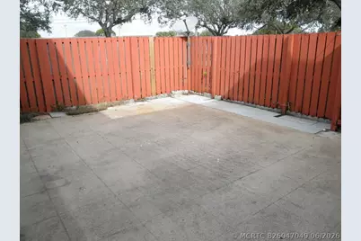 [Address not provided], West Palm Beach, FL 33409 - Photo 8