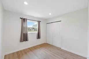 8095 St John Ave W, Boynton Beach, FL 33472 - Photo 14