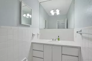 2734 NE 27th Ct, Lighthouse Point, FL 33064 - Photo 26
